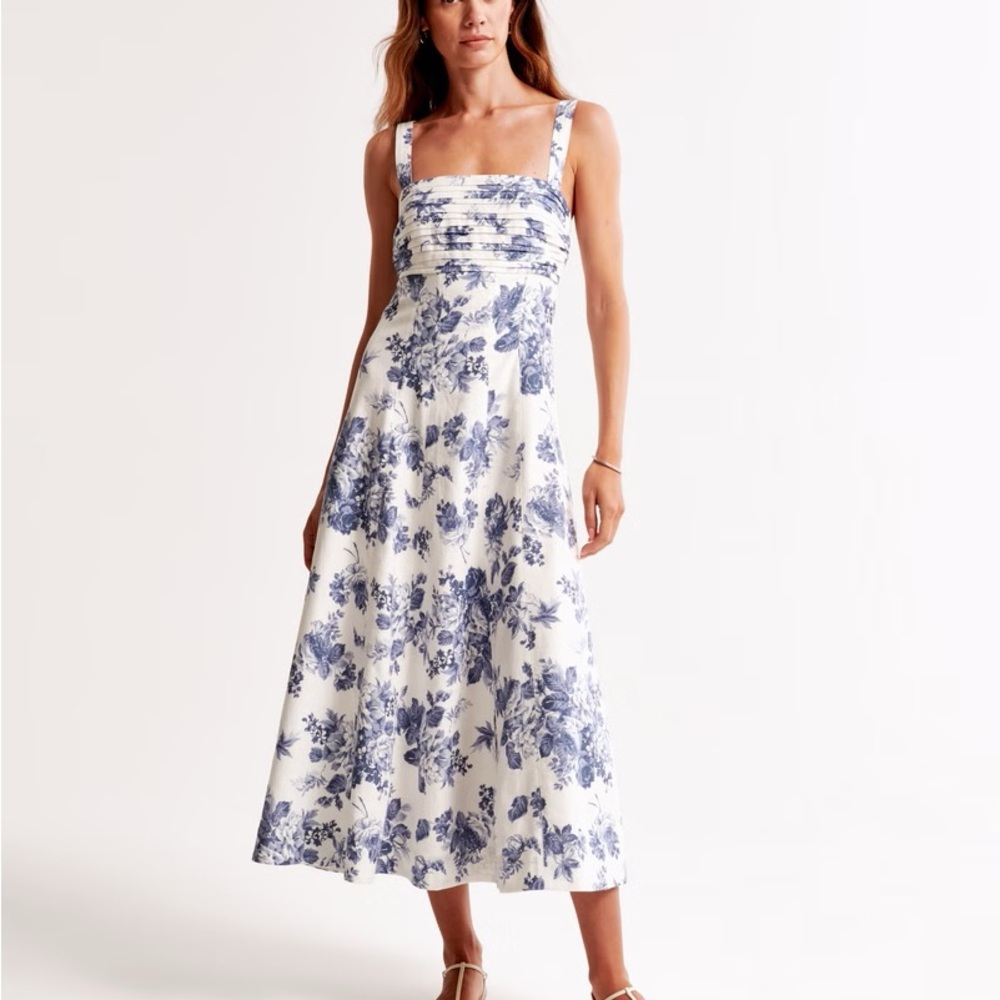 Abercrombie & Fitch Emerson Fit & Flare Blue Floral